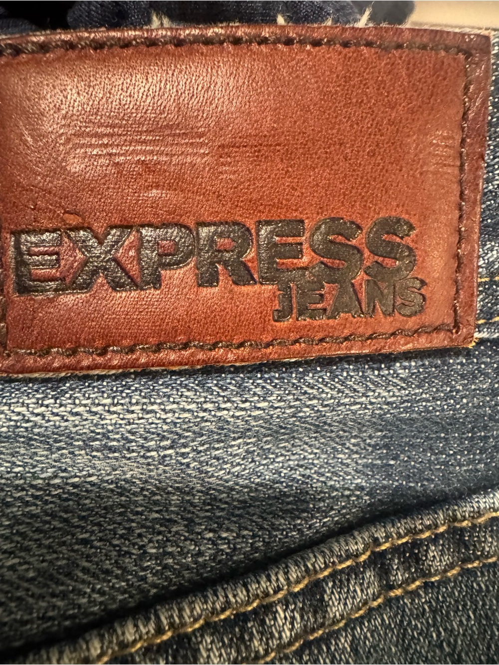 *Express Light Blue Cropped Jeans - Picture 5 of 6